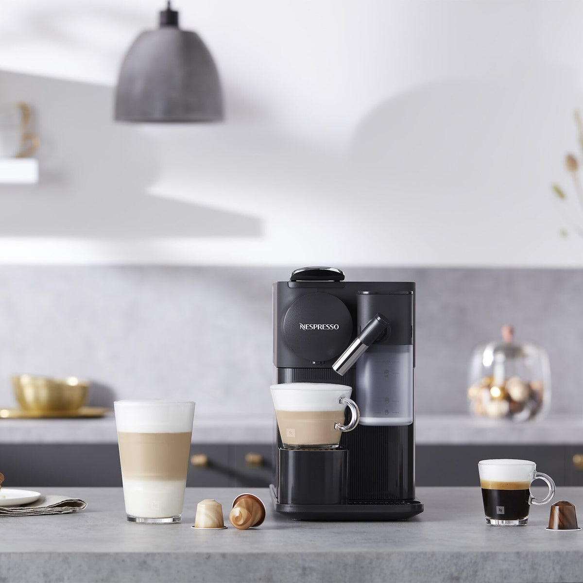 Original Espresso Machine with Milk Frother S85585