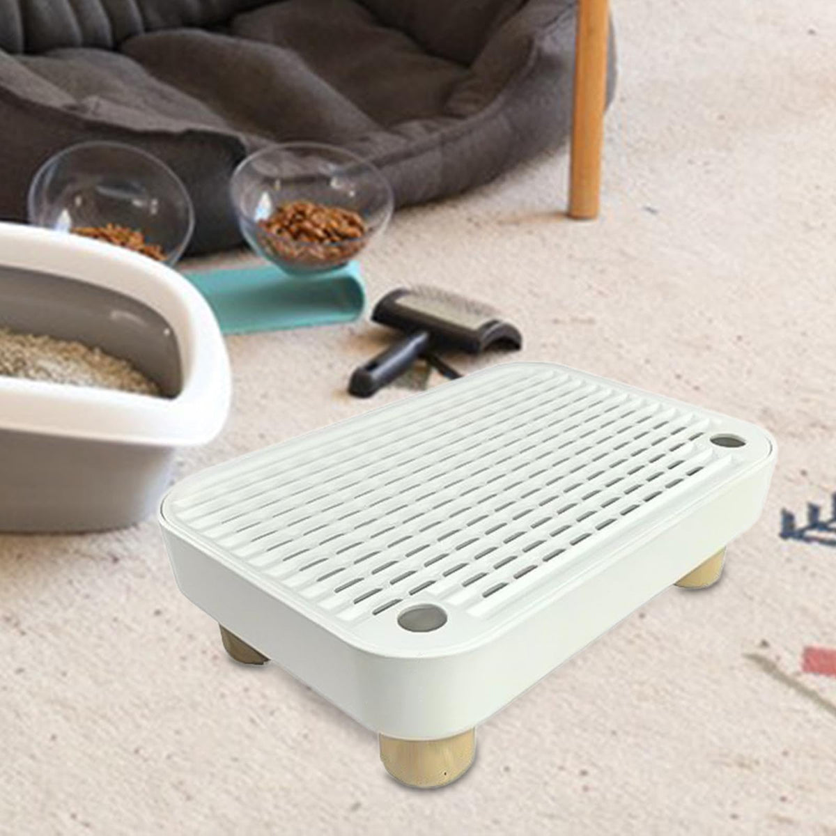 White Non-Slip Reusable Cat Litter Tray Pad H8352