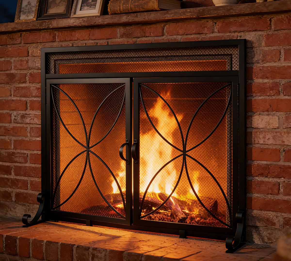 Magnetic Double Door Black Wrought Iron Fireplace Screen J78138